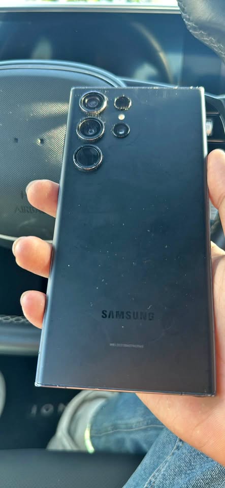 Galaxy S23 Ultra broken screen