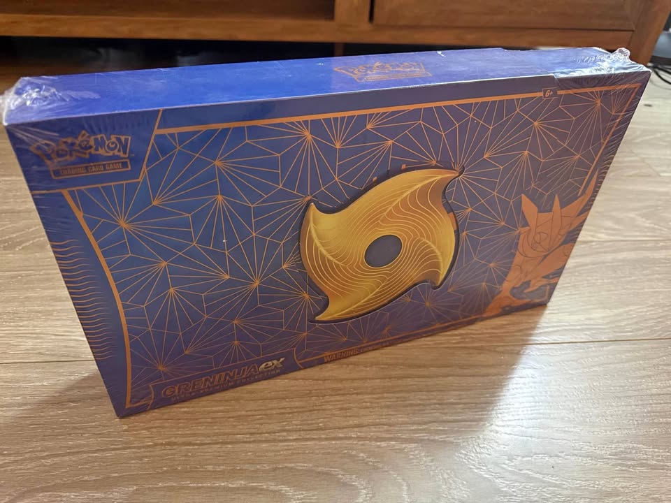 Greninja Ex Ultra Premium Collection (GameStop Exclusive)