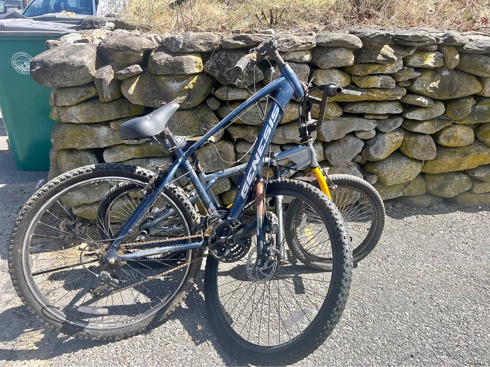 Free Bicycles for parts or repair