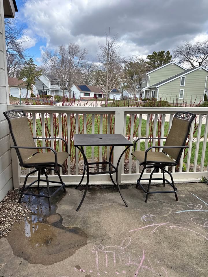 Patio Table and two chairs