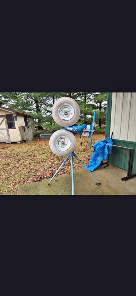 Jugs Pitching Machine