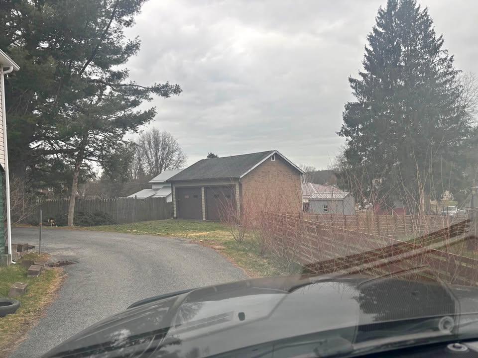 1 Bed 1 Bath - House