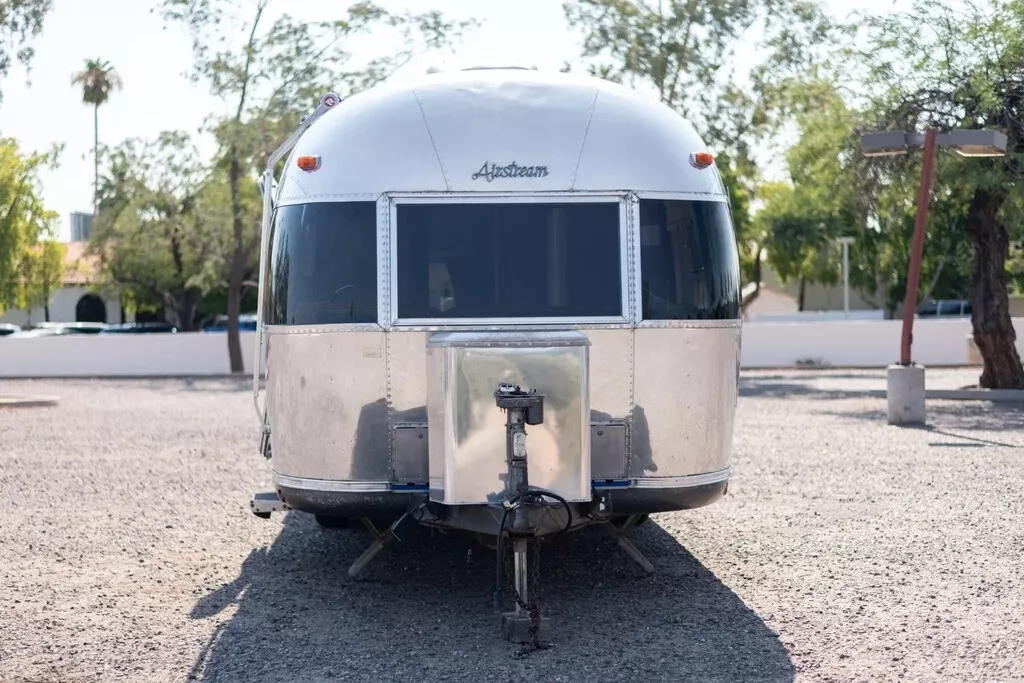 1987 Airstream Sovereign B024 25